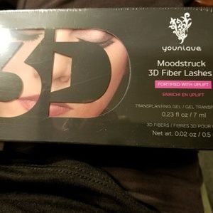 Younique moonstruck 3d fiber lashes